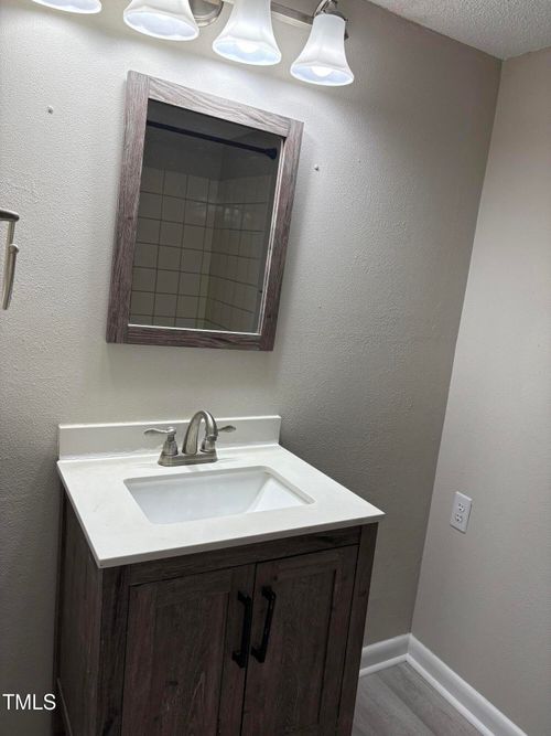 533 Pine Ridge Pl, Raleigh, NC, 27609-4644 | Card Image