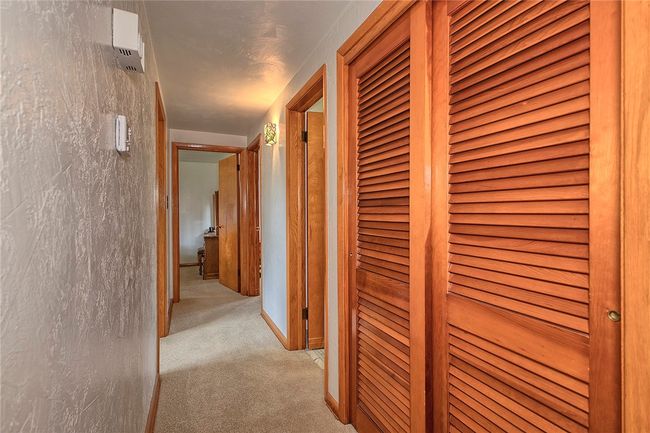 204 Bashforth Dr, House other with 3 bedrooms, 2 bathrooms and 1 parking in Jeannette PA | Image 14