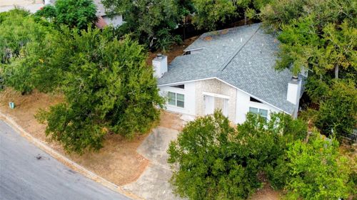5401 Atascosa Dr, Austin, TX, 78744-3849 | Card Image