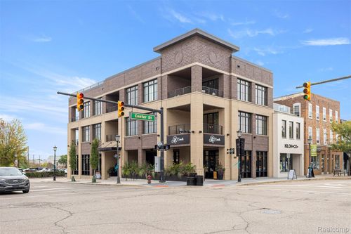 156 N Center St, Northville, MI, 48167-1492 | Card Image