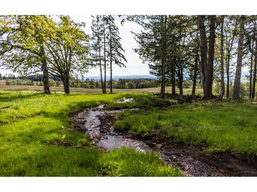 4-34084 Mount Tom Dr, Harrisburg, OR, 97446-8704 | Card Image