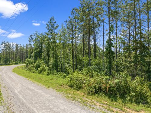 310 Highland Dr, Linden, TN, 37096-2128 | Card Image