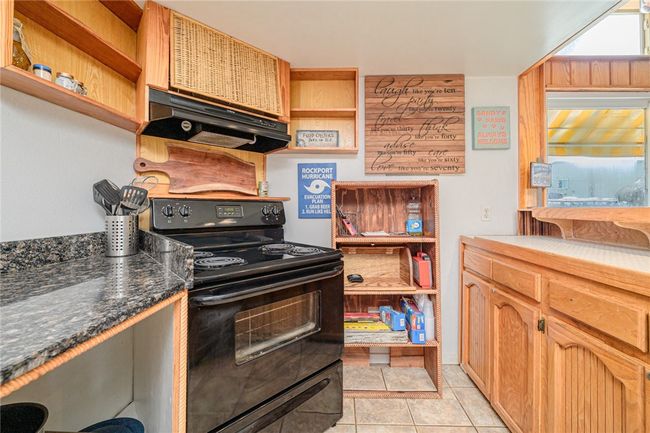 108 N 2 Nd St, House other with 5 bedrooms, 5 bathrooms and 6 parking in Fulton TX | Image 7