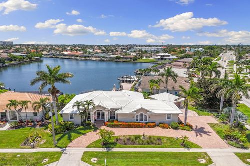 1264 Whiteheart Ave, MARCO ISLAND, FL, 34145-4646 | Card Image