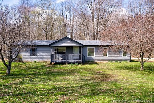 9084 E Blue River Rd, Pekin, IN, 47165-8383 | Card Image