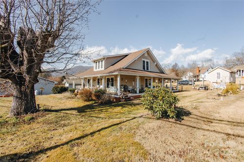 63 Clear Creek Rd, Marion, NC, 28752-6407 | Card Image