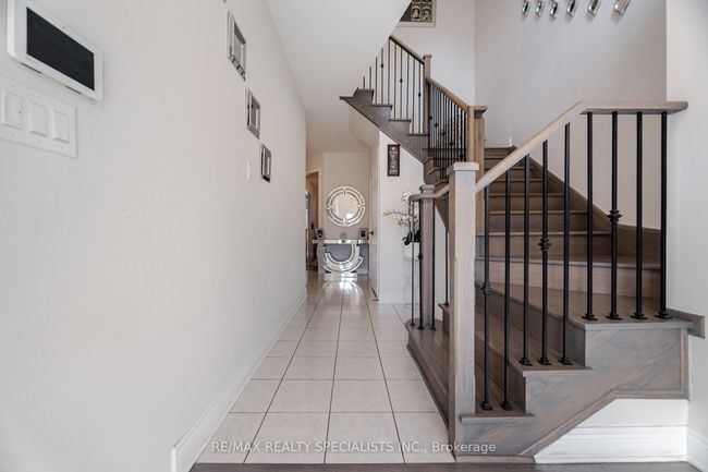 32 Branigan Cres, House other with 4 bedrooms, 3 bathrooms and 2 parking in Georgetown ON | Image 4