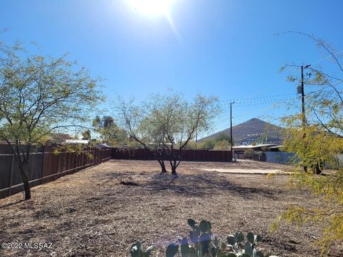 1-2-4749 N Melwood Ave, Tucson, AZ, 85745-2950 | Card Image