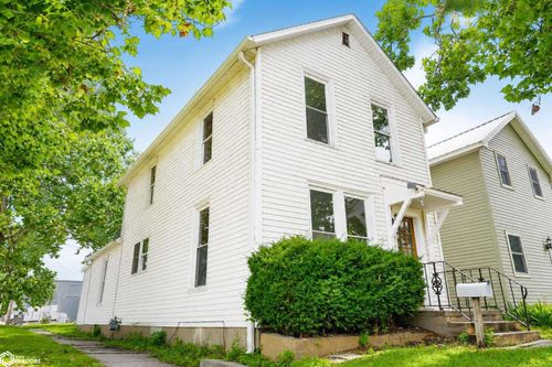 2327 Avenue M, Fort Madison, IA, 52627-4035 | Card Image