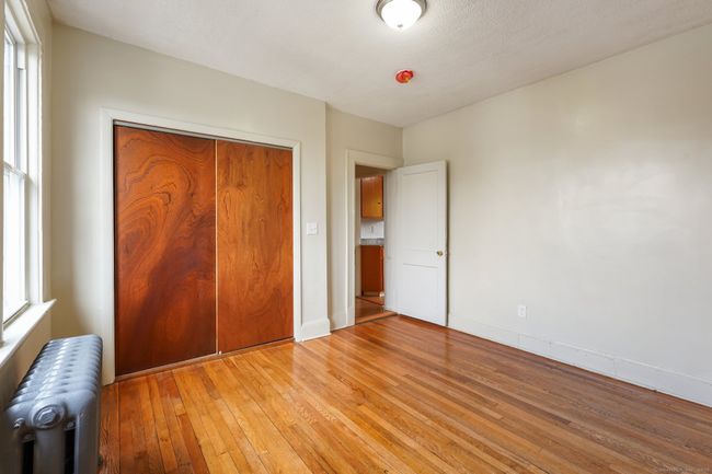 2 - 154 Easton Ave, Home with 2 bedrooms, 1 bathrooms and null parking in Waterbury CT | Image 18
