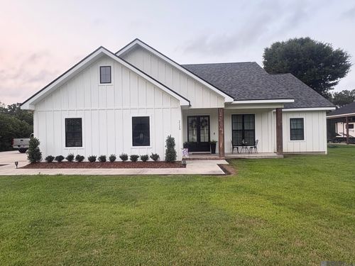2126 Saint Mary St, Thibodaux, LA, 70301-5849 | Card Image