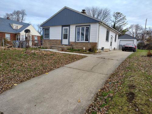 5270 N 58th St, Milwaukee, WI, 53218-3270 | Card Image