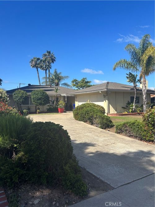 6652 Jackson Dr, San Diego, CA, 92119-3334 | Card Image
