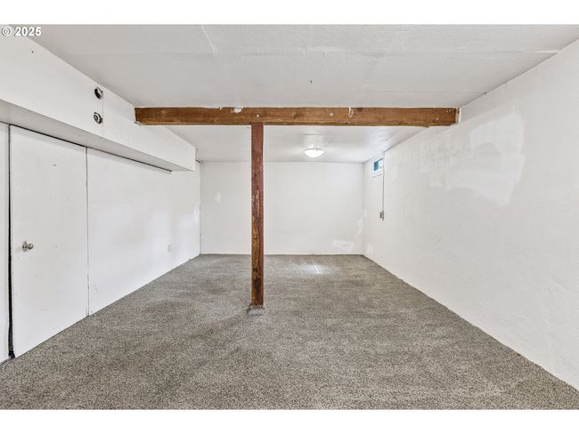 1391 W 5 Th Ave, House other with 3 bedrooms, 1 bathrooms and 1 parking in Eugene OR | Image 21