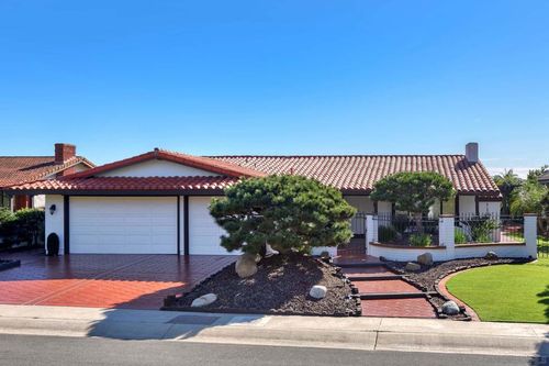 1567 Calle De Andluca, La Jolla, CA, 92037 | Card Image