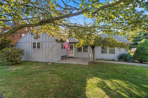 570 S 7th St, Sharpsville, PA, 16150-1810 | Card Image