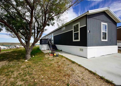 5-4901 Lathrop Rd, Evansville, WY, 82636 | Card Image