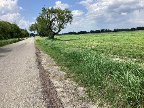 4596 W Highway 44, Alice, TX, 78332-7207 | Card Image