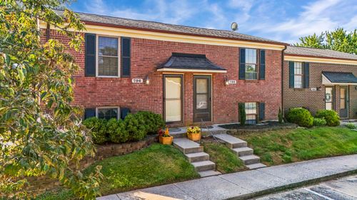 798 Spring Meadows Dr, Lexington, KY, 40504-3648 | Card Image