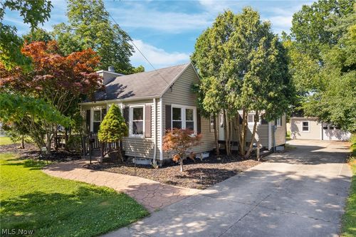 600 Lloyd Rd, Euclid, OH, 44132-1723 | Card Image