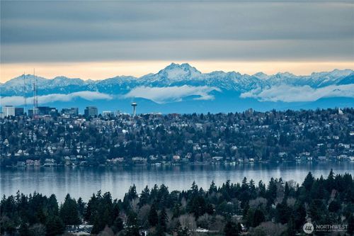 unit-3705-650 Bellevue Way Ne, Bellevue, WA, 98004-5061 | Card Image