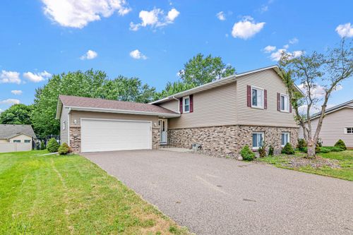 3749 Goodwin Ct N, Oakdale, MN, 55128-3023 | Card Image