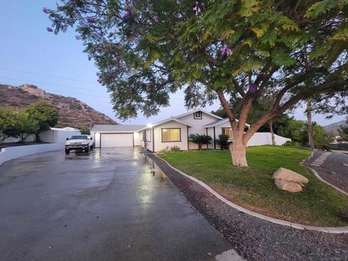 10315 Mountain View Ln, Lakeside, CA, 92040-2244 | Card Image