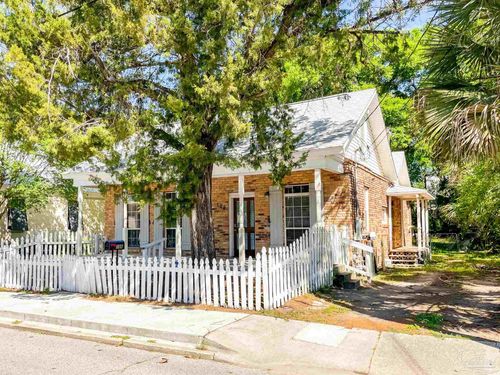 106 W Wright St, Pensacola, FL, 32501-4832 | Card Image