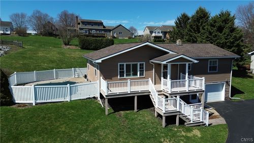 10 Rosewood Ave, Cortland, NY, 13045-1028 | Card Image