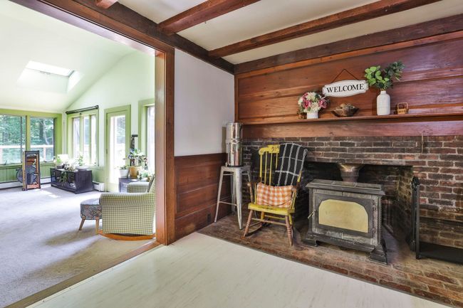 377 Main St, House other with 3 bedrooms, 2 bathrooms and null parking in Francestown NH | Image 19