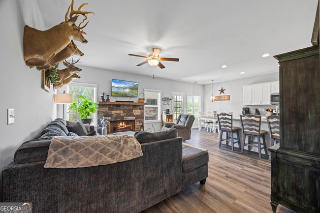360 May Ln, House other with 4 bedrooms, 4 bathrooms and 2 parking in Carnesville GA | Image 9