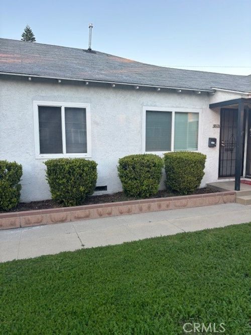 5812 Autry Ave, Lakewood, CA, 90712-1332 | Card Image