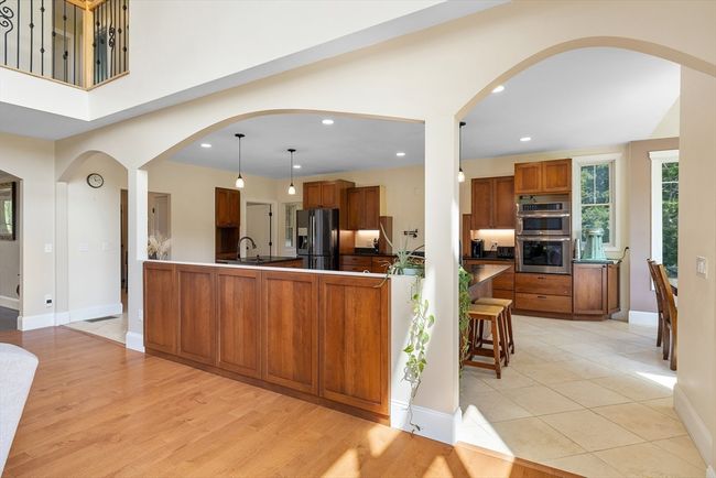 19 Hardscrabble Rd, House other with 5 bedrooms, 4 bathrooms and 12 parking in Sterling MA | Image 11