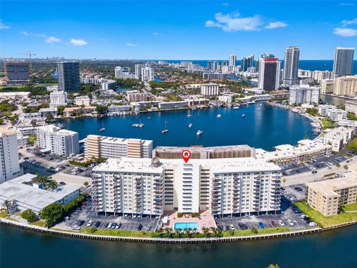 303-401 Golden Isles Dr, Hallandale Beach, FL, 33009-7512 | Card Image