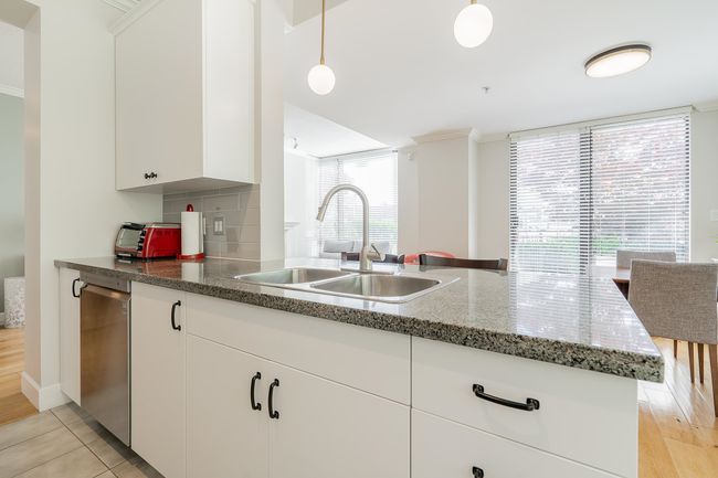 101 - 1551 Foster St, Condo with 1 bedrooms, 1 bathrooms and 1 parking in White Rock BC | Image 16