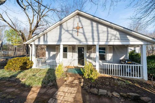 11559 Pleasant Ridge Rd, Utica, KY, 42376-9134 | Card Image