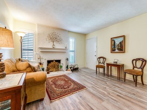 apt-b-10755 Villager Rd, Dallas, TX, 75230-3940 | Card Image
