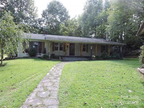 83 Breezy Ln, Spruce Pine, NC, 28777-8553 | Card Image