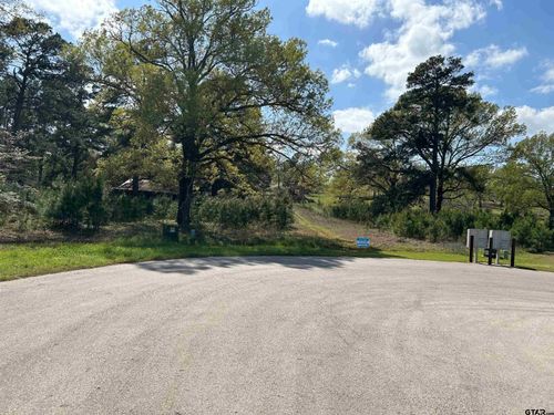 18304 Timber Oaks Dr, Lindale, TX, 75771-4819 | Card Image