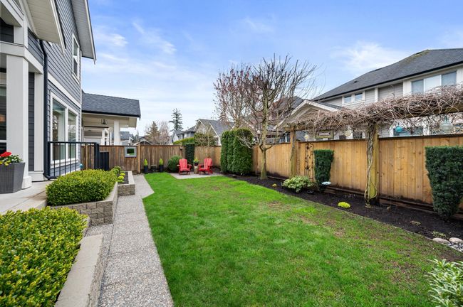 16758 22 A Avenue, House other with 4 bedrooms, 3 bathrooms and 4 parking in Surrey BC | Image 37
