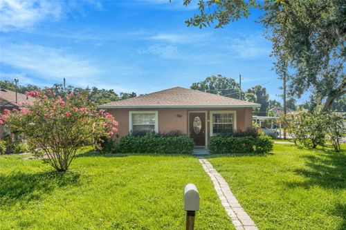 8001 N Hubert Avenue, TAMPA, FL, 33614 | Card Image