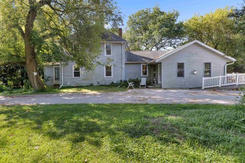 1610 Town Hall Rd, Beloit, WI, 53511-9792 | Card Image