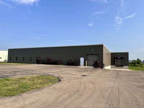 6 Unytite Dr, Peru, IL, 61354-9710 | Card Image