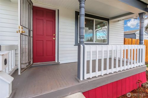 1216 S 37th St, Tacoma, WA, 98418-3902 | Card Image