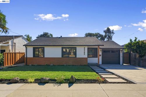 43163 Starr St, Fremont, CA, 94539-5306 | Card Image