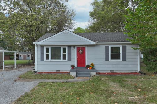 212 Nokes Dr, Hendersonville, TN, 37075-3534 | Card Image