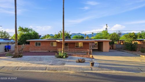 6825 E Calle Marte, Tucson, AZ, 85710-5439 | Card Image
