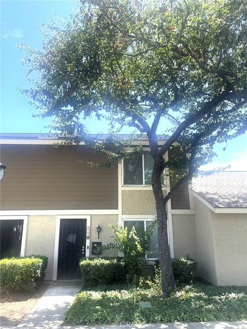 b-2961 S Sycamore St, Santa Ana, CA, 92707-4125 | Card Image