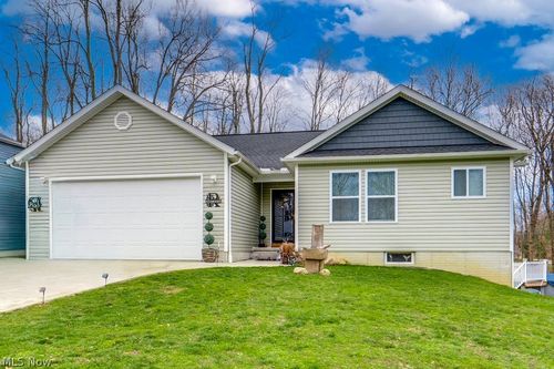 2904 Pepper Hill Cir, Akron, OH, 44312-2923 | Card Image