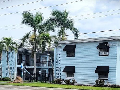 apt-10-4018 6th St S, St Petersburg, FL, 33705-3921 | Card Image